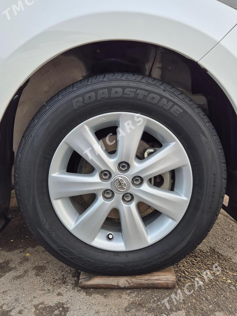Toyota Corolla 2014 - 240 000 TMT - Ашхабад - img 9