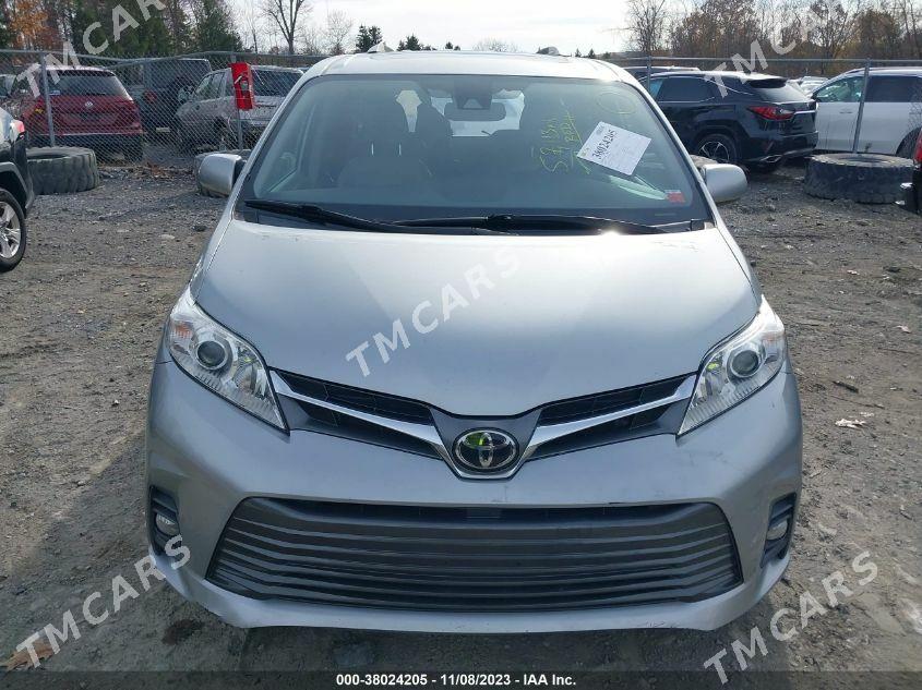 Toyota Sienna 2019 - 470 000 TMT - Мары - img 10