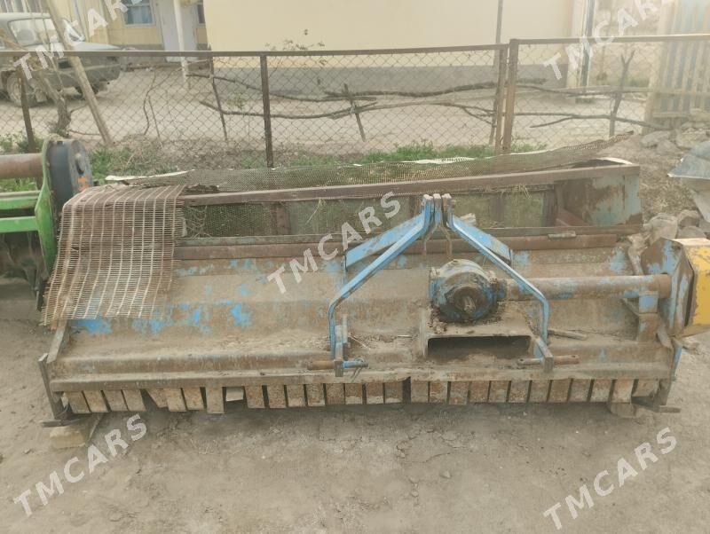 MTZ T-28 2000 - 200 000 TMT - Теджен - img 3