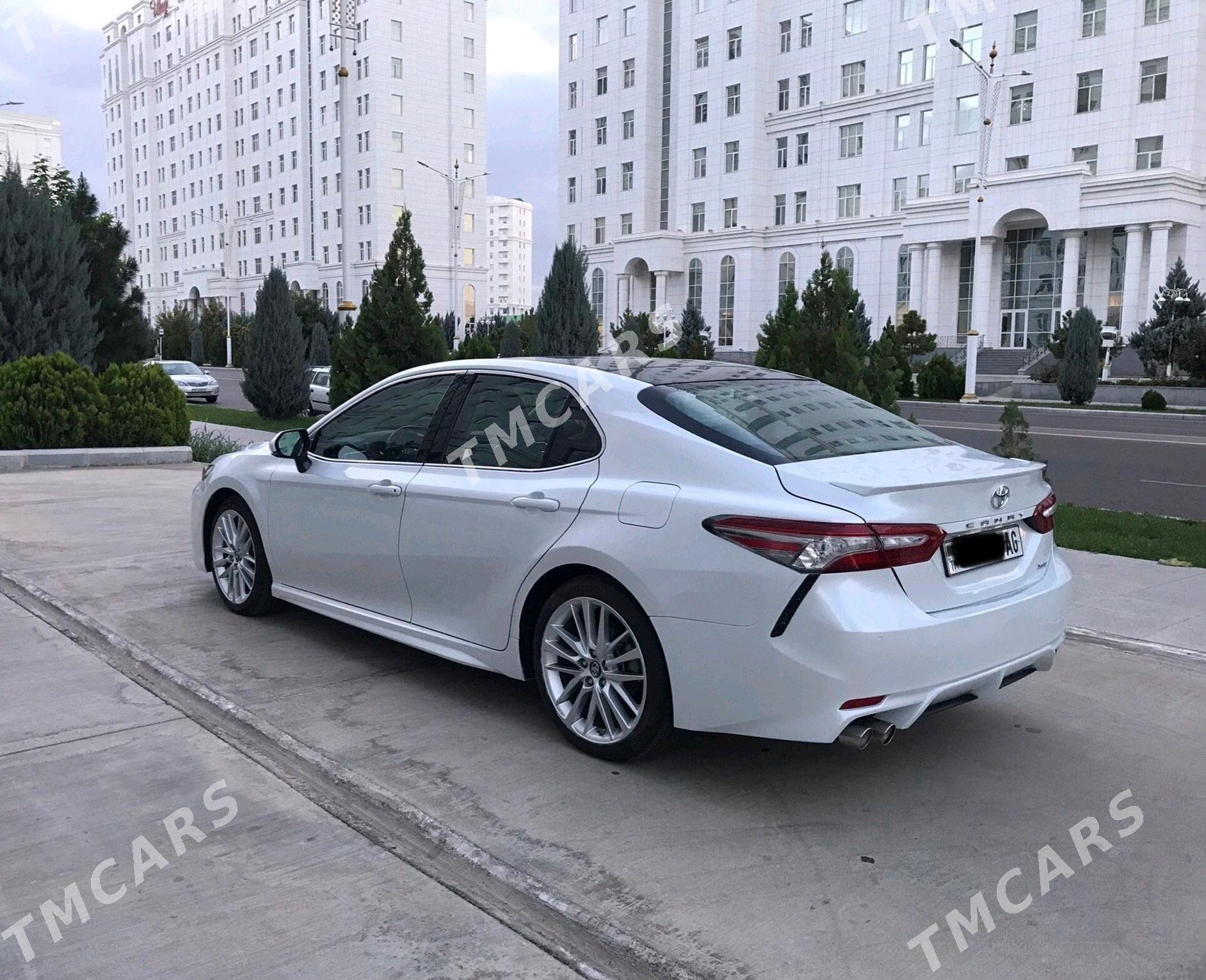 Toyota Camry 2019 - 390 000 TMT - Aşgabat - img 3