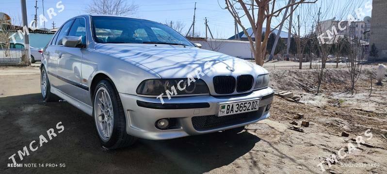 BMW E39 2000 - 120 000 TMT - Дашогуз - img 1