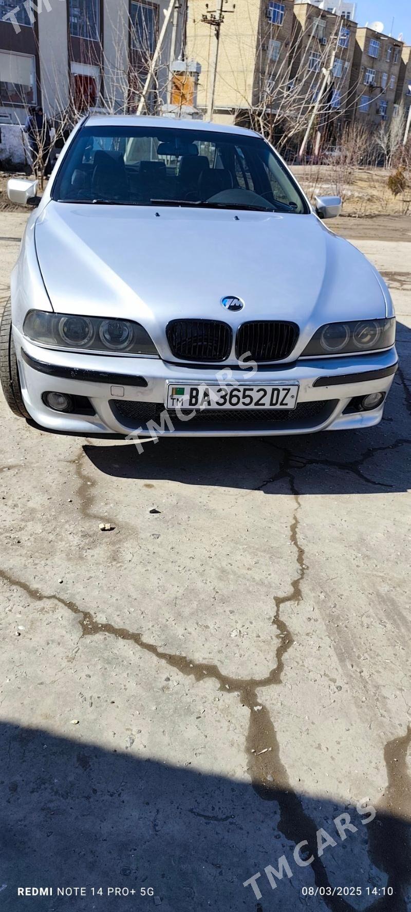 BMW E39 2000 - 120 000 TMT - Дашогуз - img 2