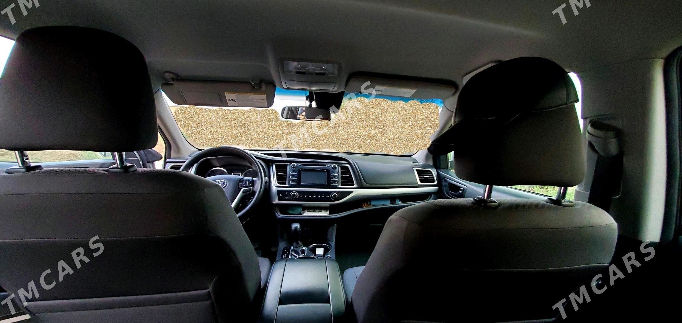 Toyota Highlander 2017 - 380 000 TMT - Мары - img 3