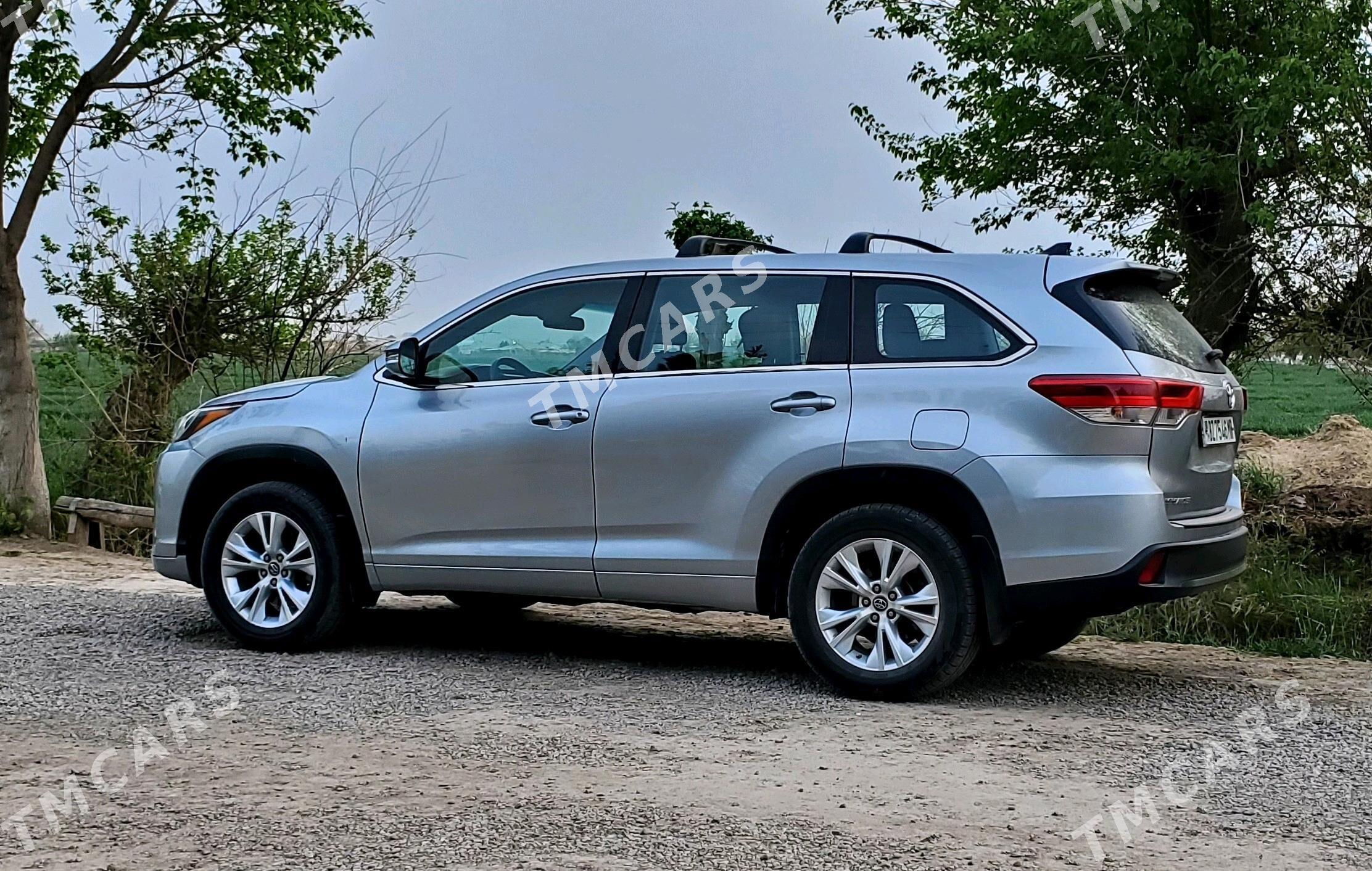 Toyota Highlander 2017 - 380 000 TMT - Мары - img 2