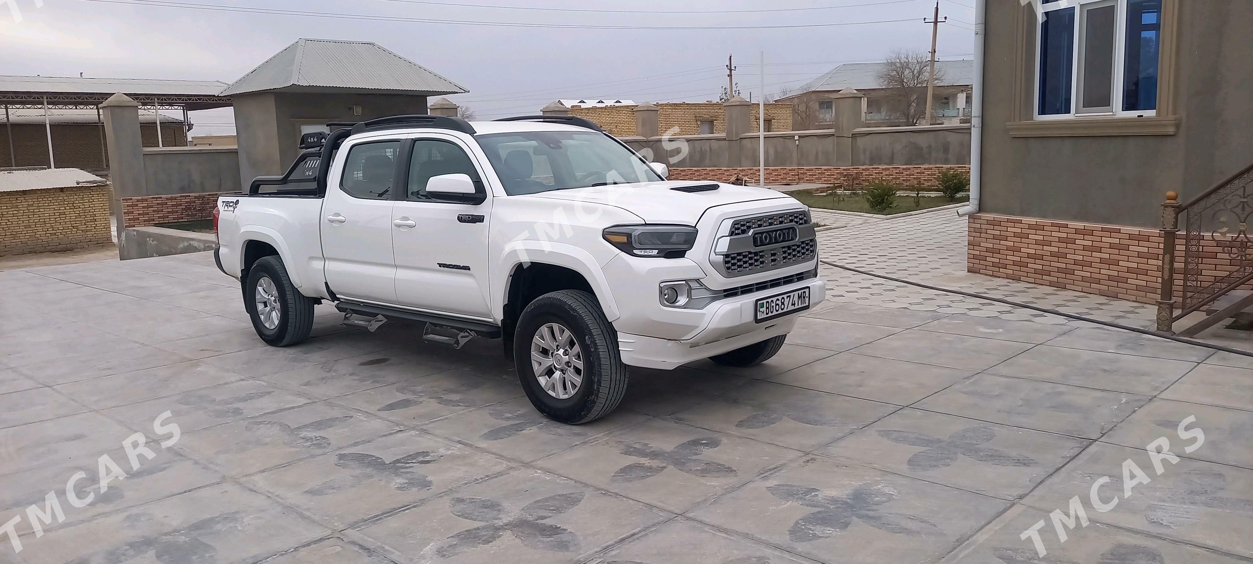 Toyota Tacoma 2021 - 400 000 TMT - Ёлётен - img 2