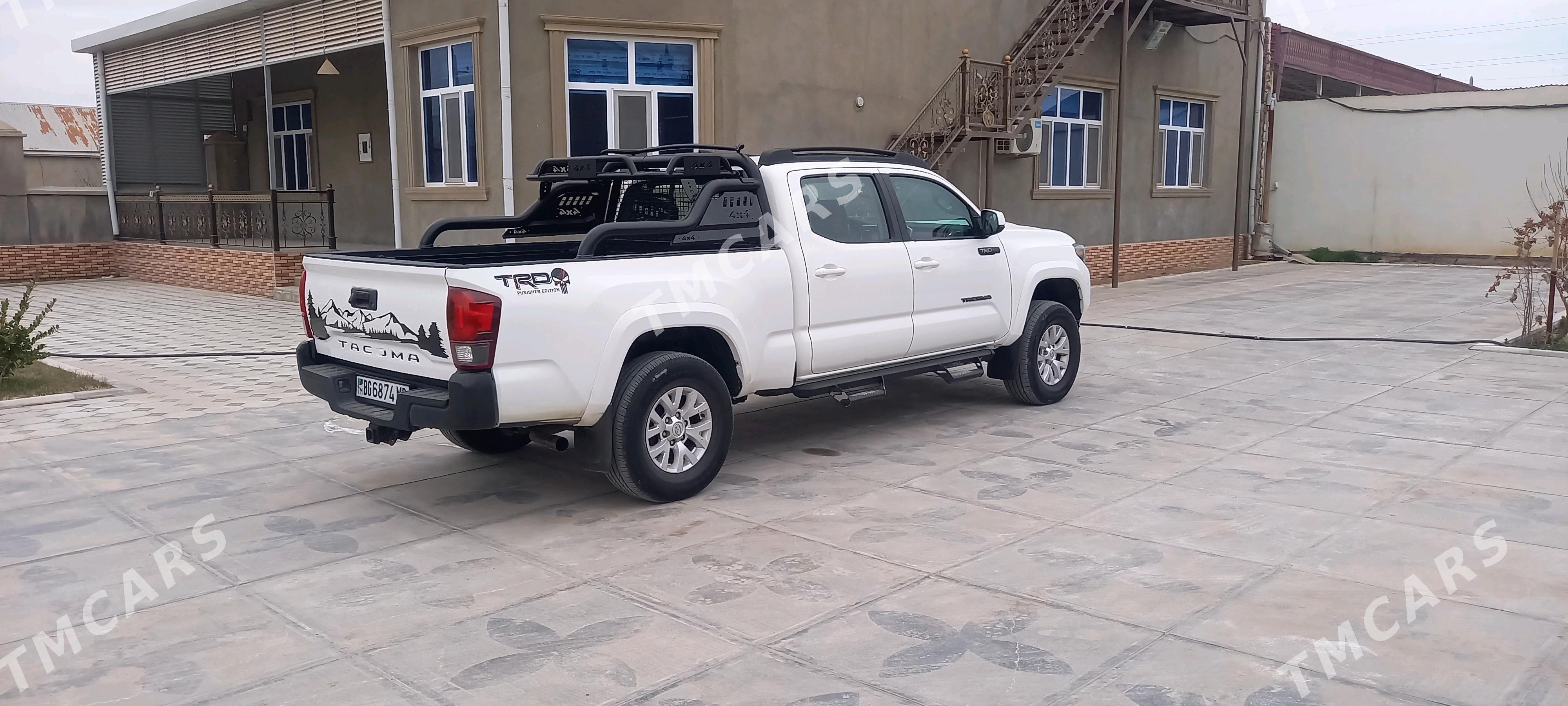 Toyota Tacoma 2021 - 400 000 TMT - Ёлётен - img 4