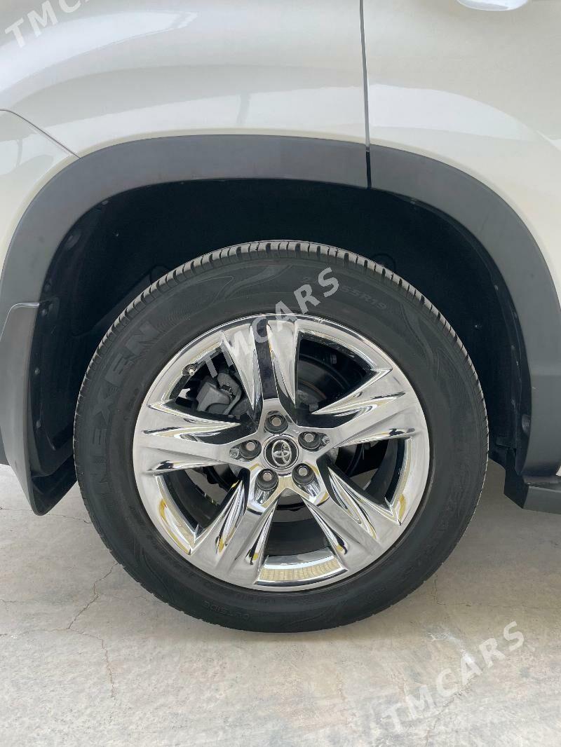 Toyota Highlander 2018 - 610 000 TMT - Köşi - img 3