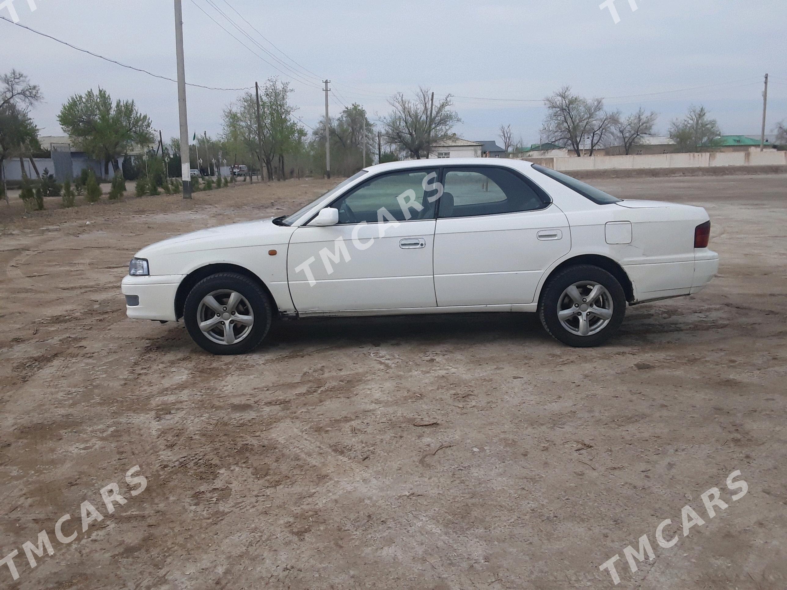 Toyota Vista 1997 - 60 000 TMT - етр. Туркменбаши - img 2