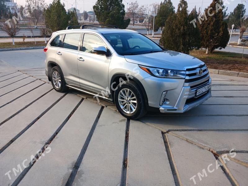 Toyota Highlander 2017 - 430 000 TMT - Türkmenabat - img 4