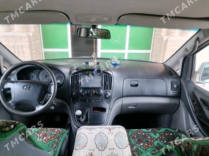 Hyundai H-1 2010 - 215 000 TMT - Акдепе - img 3
