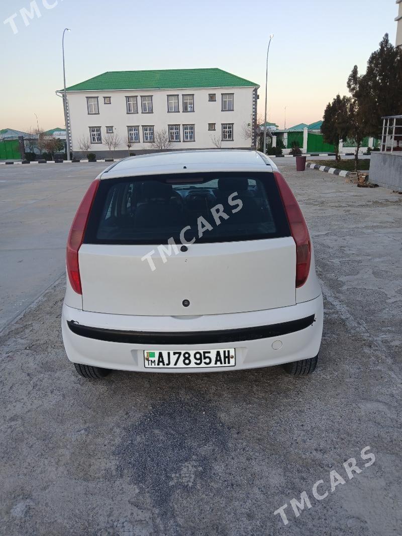 Fiat Punto 2001 - 28 000 TMT - Хитровка - img 2