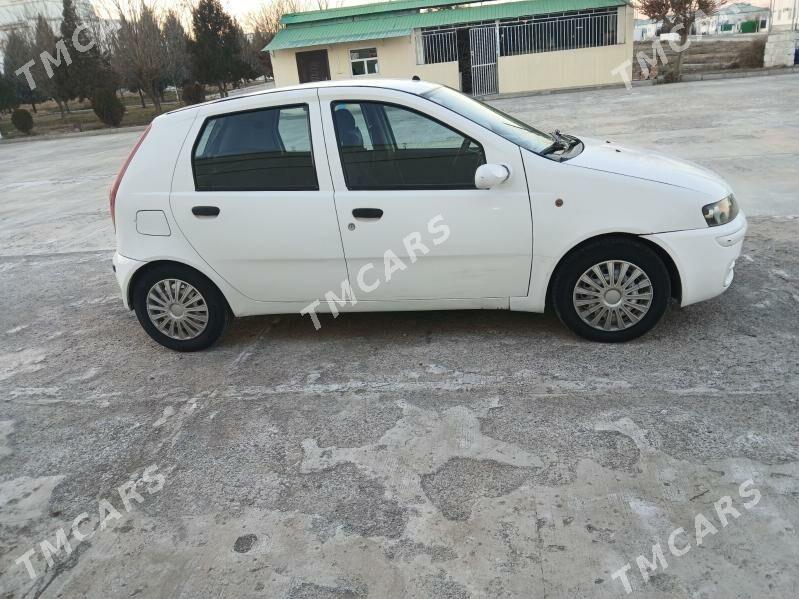 Fiat Punto 2001 - 28 000 TMT - Хитровка - img 4