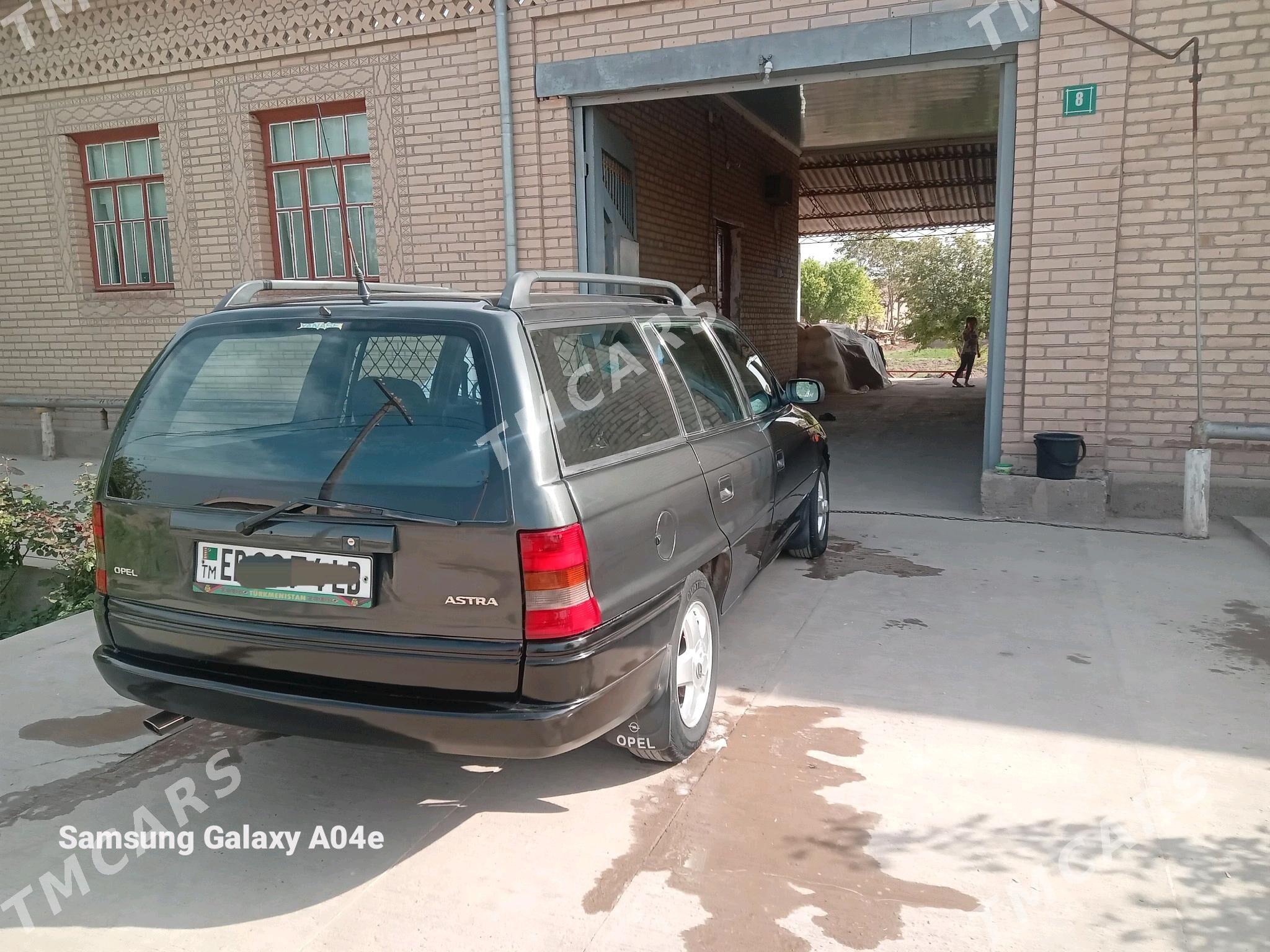 Opel Astra 1995 - 52 000 TMT - Саят - img 3