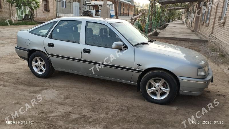 Opel Vectra 1990 - 28 000 TMT - Çärjew - img 3