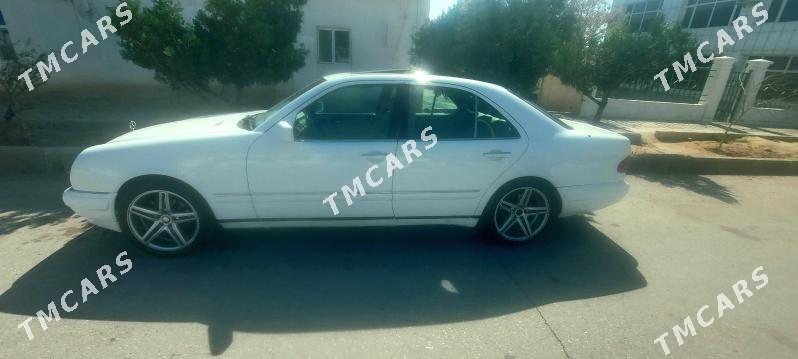 Mercedes-Benz E320 1996 - 58 000 TMT - Туркменбаши - img 2