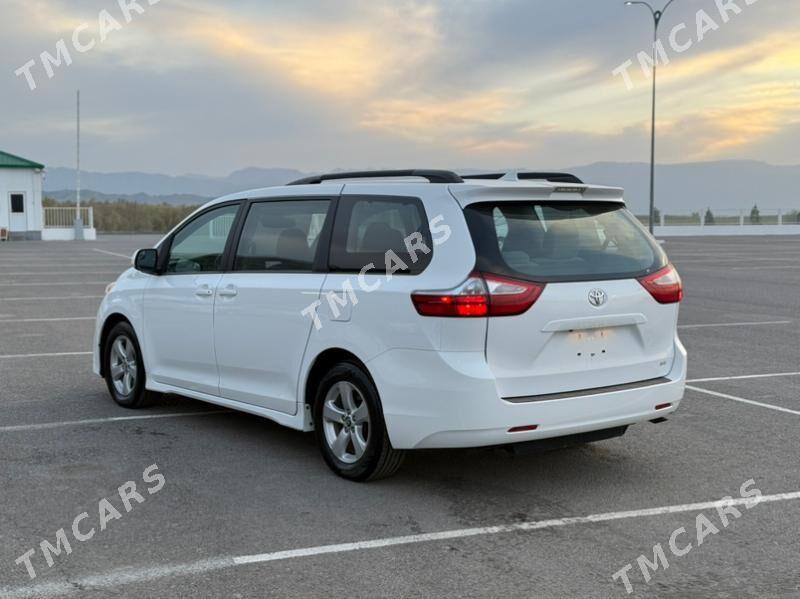 Toyota Sienna 2019 - 475 000 TMT - Ашхабад - img 2