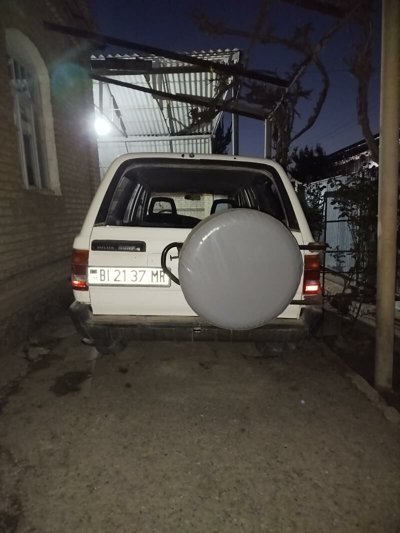 Toyota Hilux 1991 - 55 000 TMT - Сакарчага - img 5