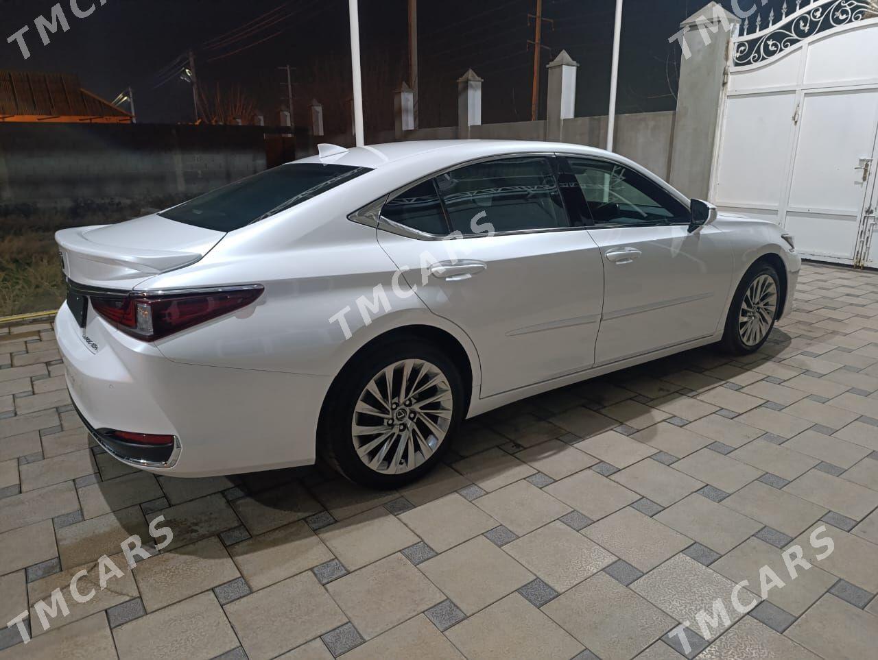 Lexus ES 250 2021 - 525 000 TMT - Aşgabat - img 4