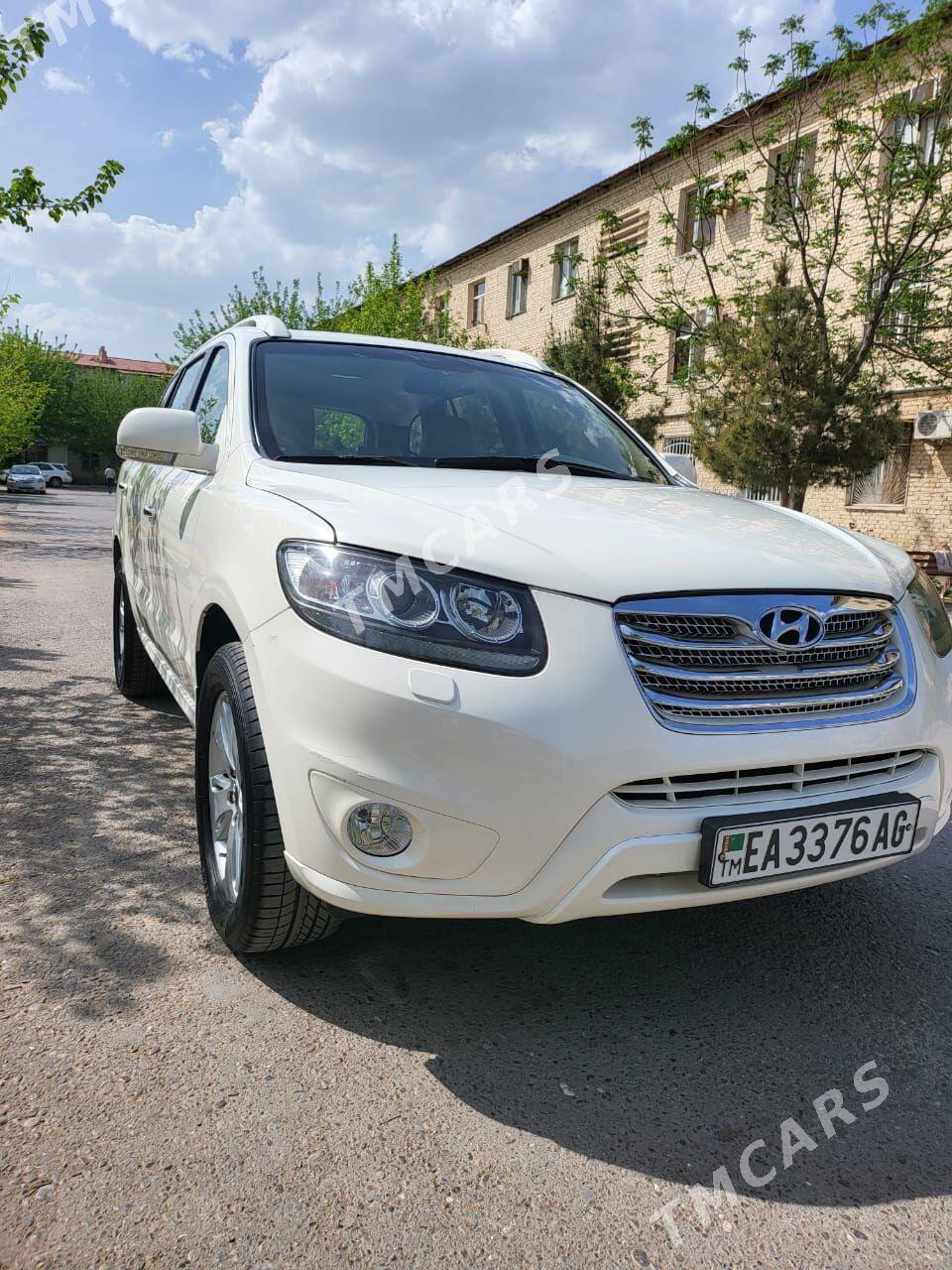 Hyundai Santa Fe 2011 - 210 000 TMT - Aşgabat - img 2