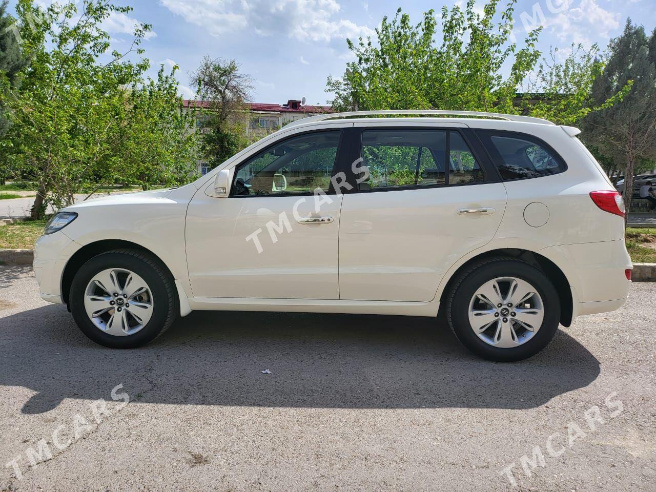 Hyundai Santa Fe 2011 - 210 000 TMT - Aşgabat - img 5