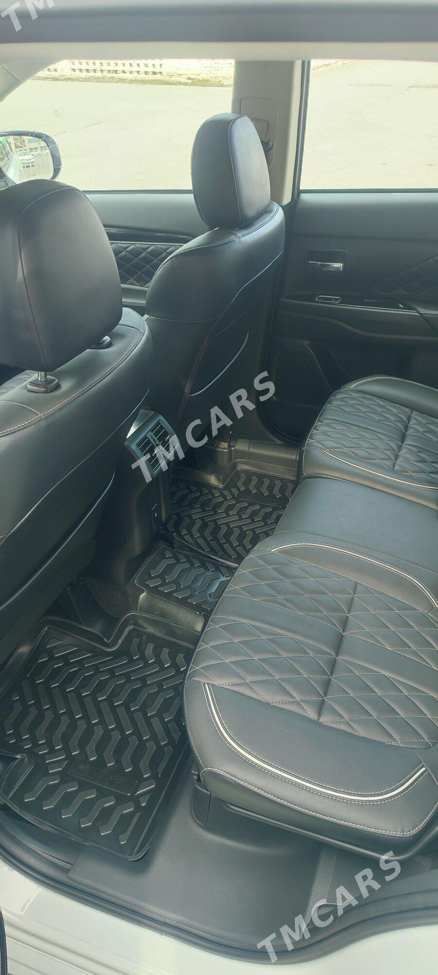 Mitsubishi Outlander 2022 - 312 000 TMT - Ашхабад - img 5