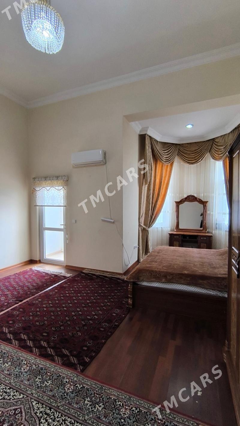 Elitka 4 komnat 192m² Sowetska - Sowetskiý köç. (Garaşsyzlyk şaýoly) - img 5