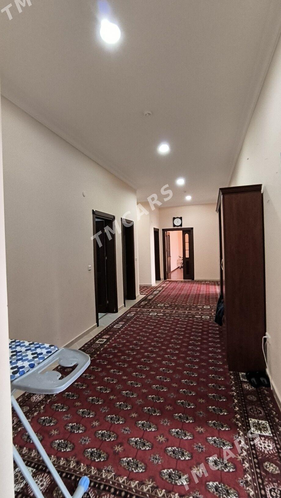 Elitka 4 komnat 192m² Sowetska - Sowetskiý köç. (Garaşsyzlyk şaýoly) - img 9