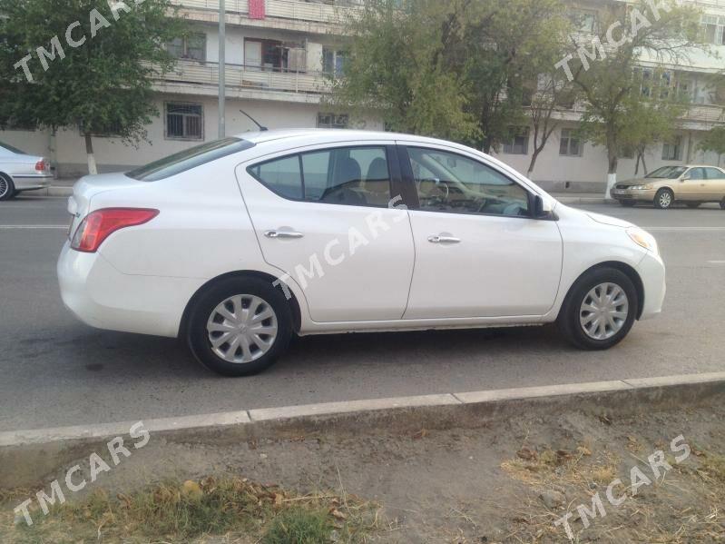 Nissan Versa 2012 - 100 000 TMT - Türkmenabat - img 5