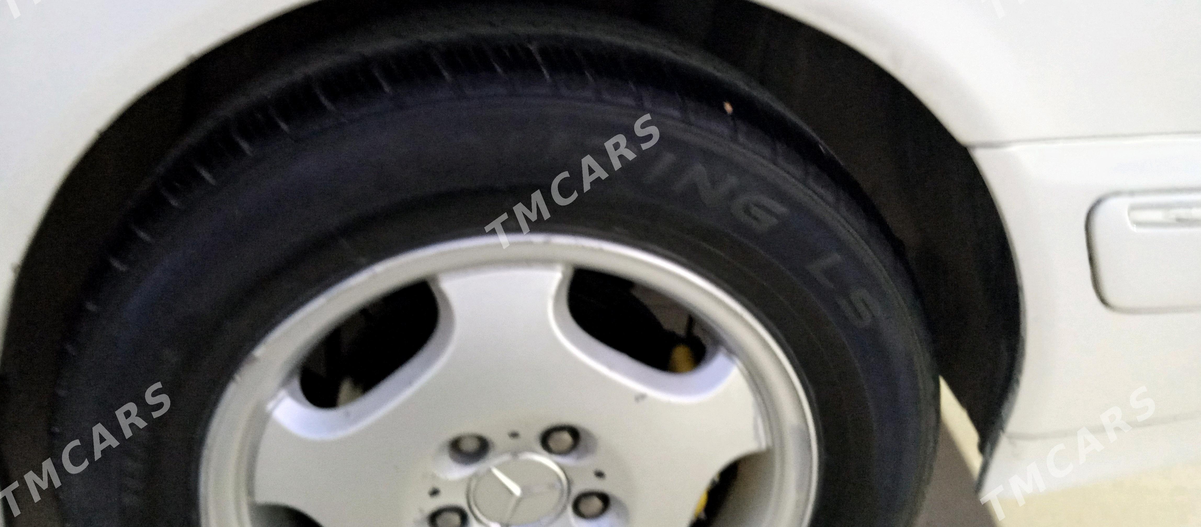 Mercedes-Benz E320 2001 - 100 000 TMT - Balkanabat - img 9