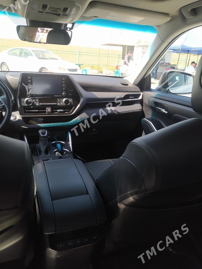 Toyota Highlander 2021 - 540 000 TMT - Aşgabat - img 4
