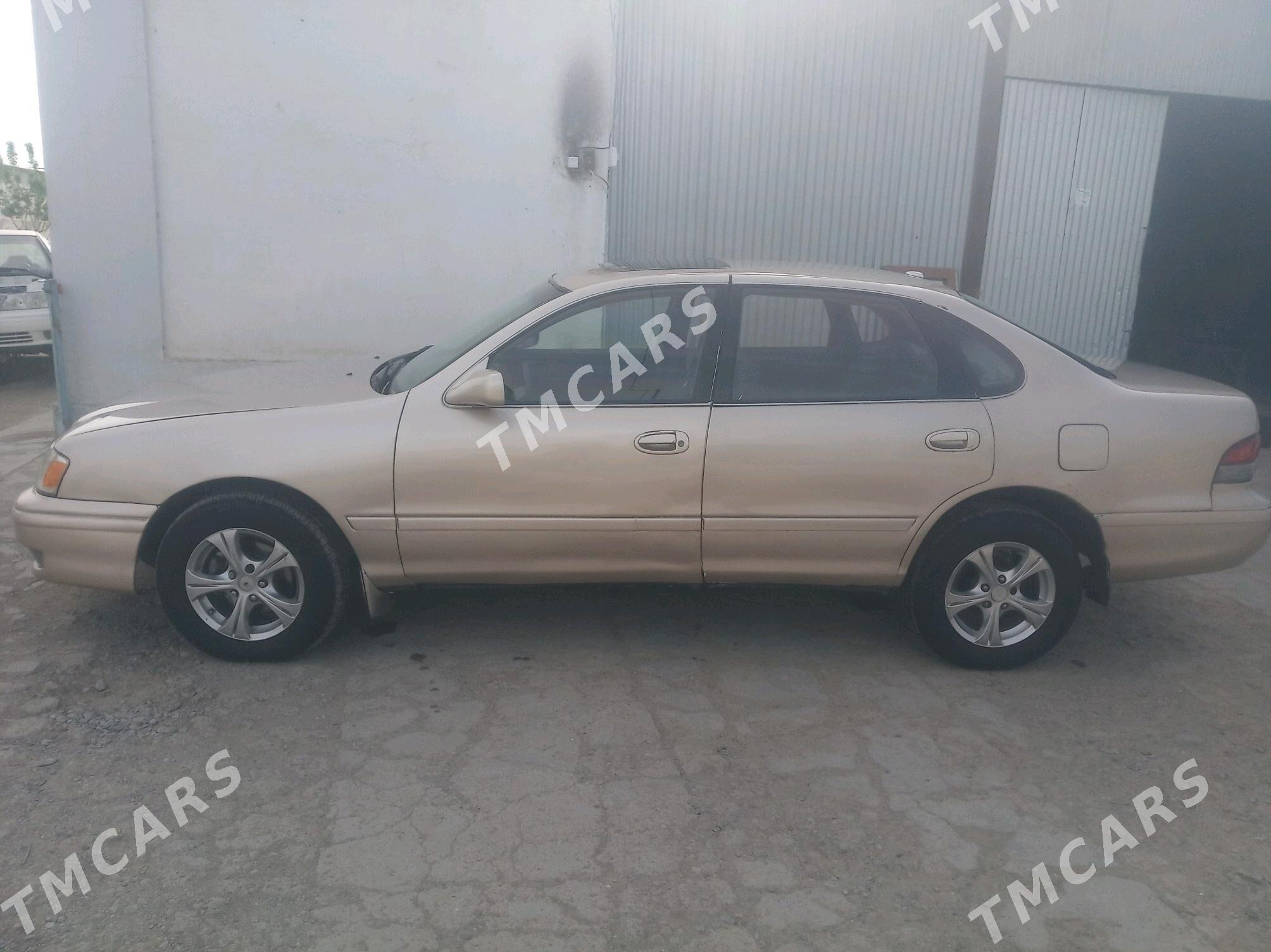 Toyota Avalon 1995 - 95 000 TMT - Sakarçäge - img 3