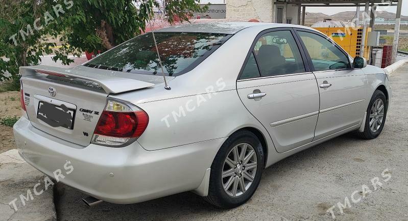 Toyota Camry 2005 - 210 000 TMT - Достлук - img 3