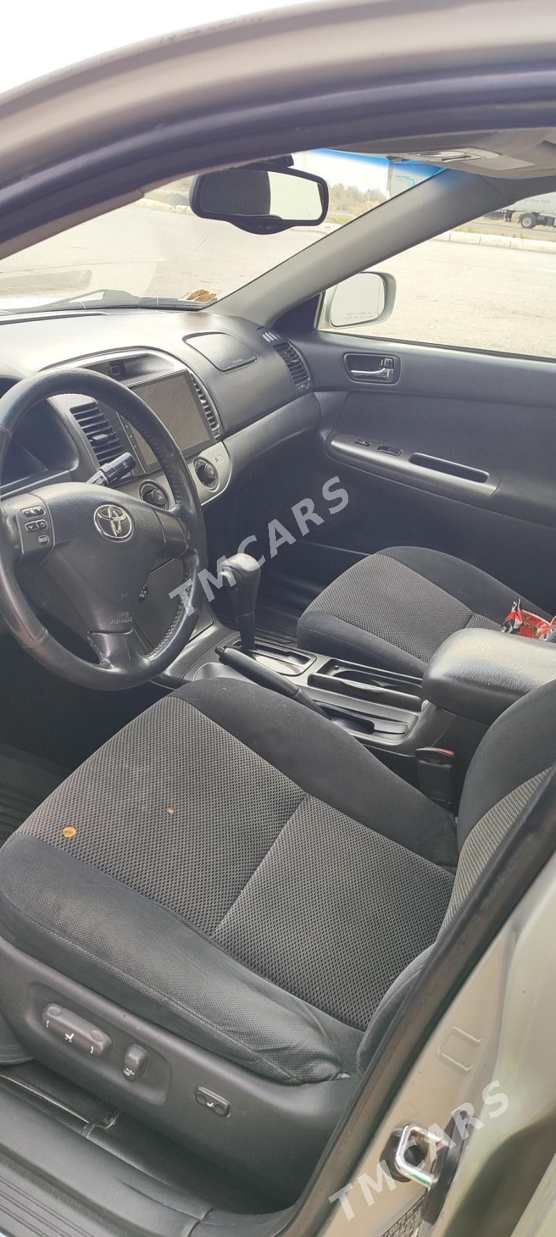 Toyota Camry 2005 - 210 000 TMT - Достлук - img 5