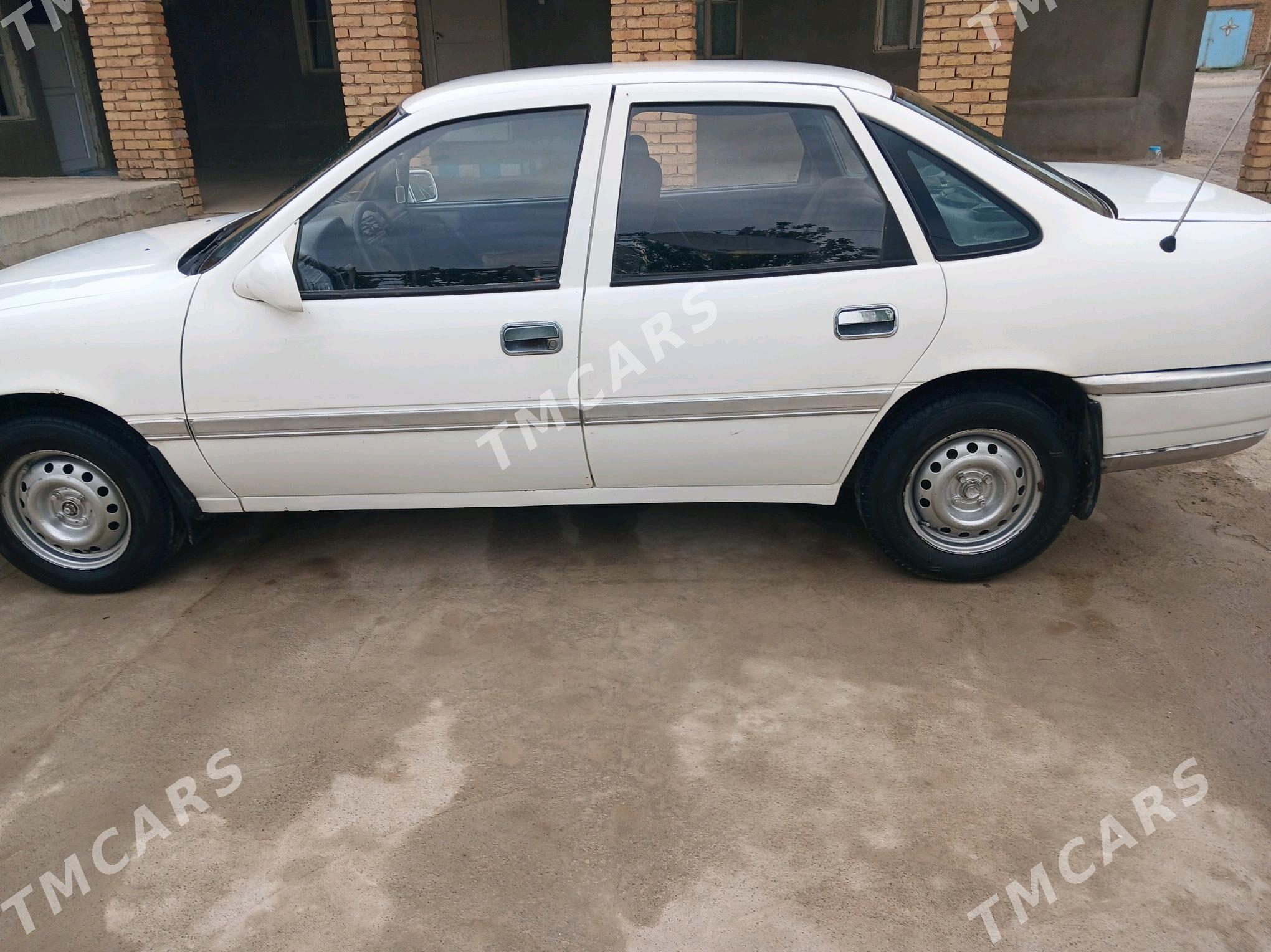 Opel Vectra 1989 - 20 000 TMT - Кака - img 3