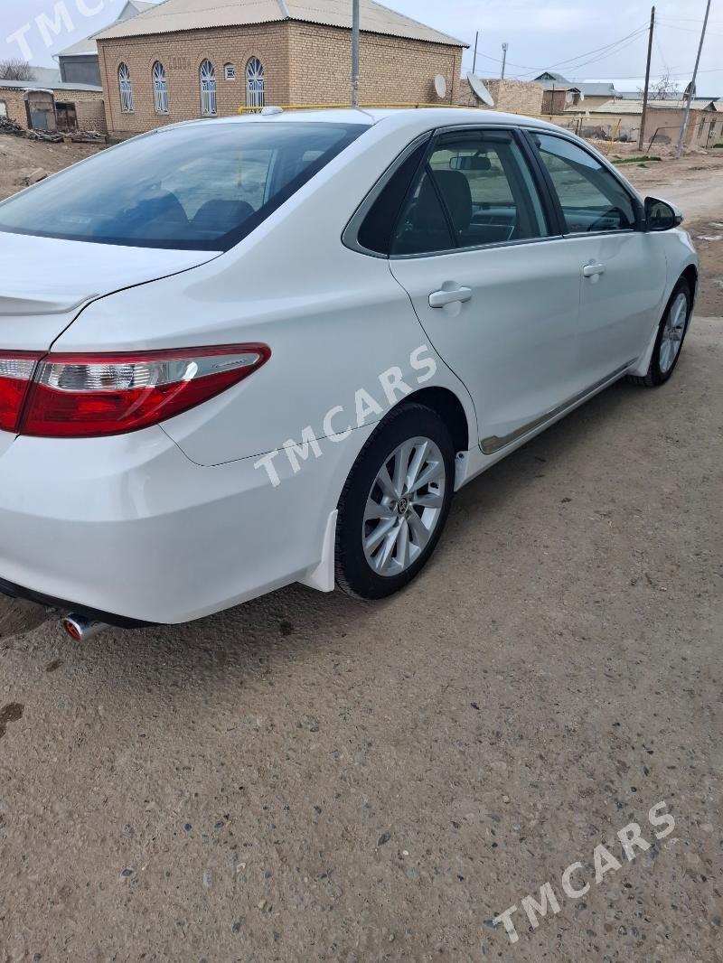 Toyota Camry 2017 - 250 000 TMT - Сакарчага - img 3
