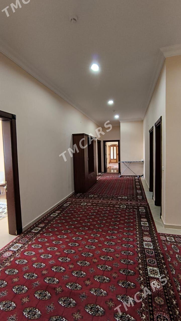 Элитка 4 ком 200м2 продажа - ул. Советская (Гарашсызлык шаёлы) - img 2