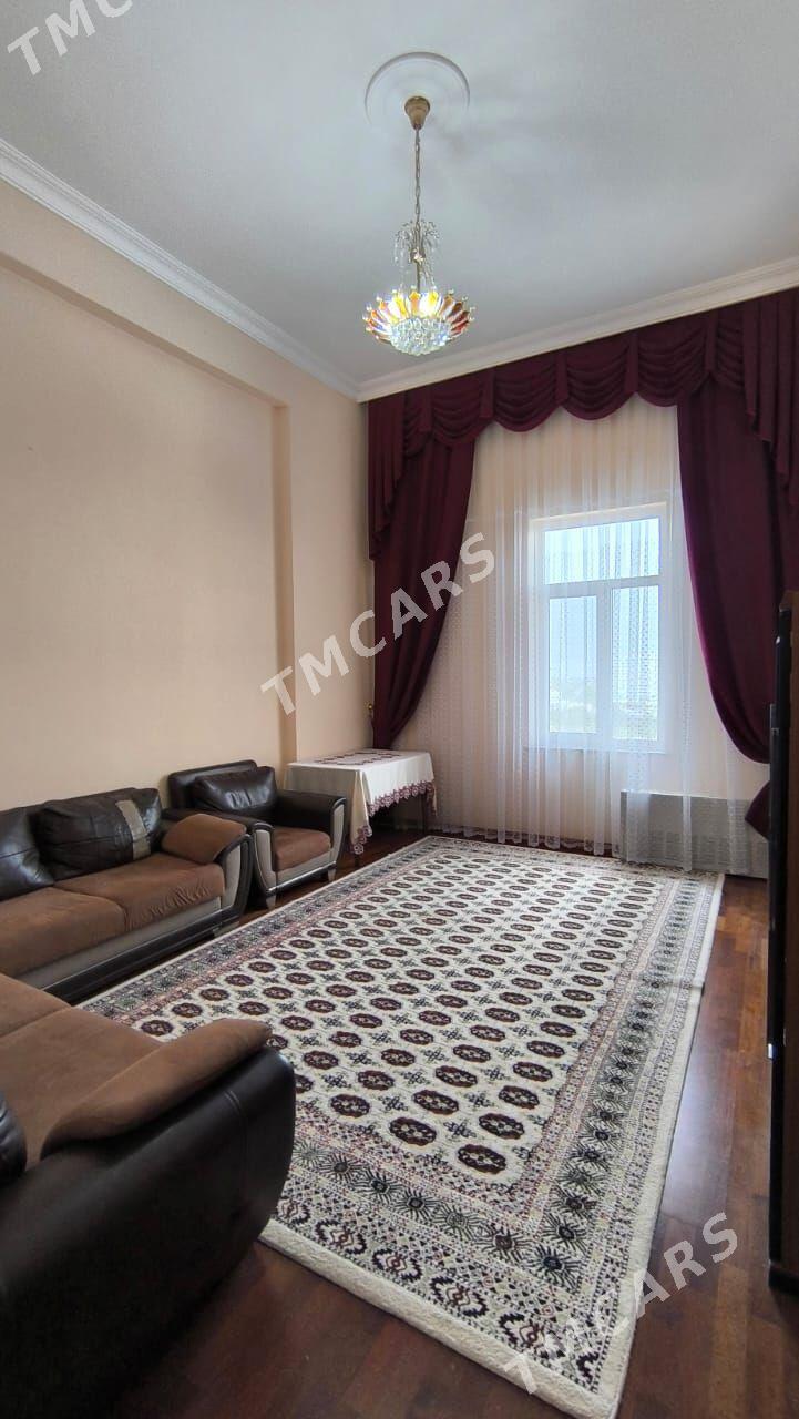 Элитка 4 ком 200м2 продажа - ул. Советская (Гарашсызлык шаёлы) - img 8
