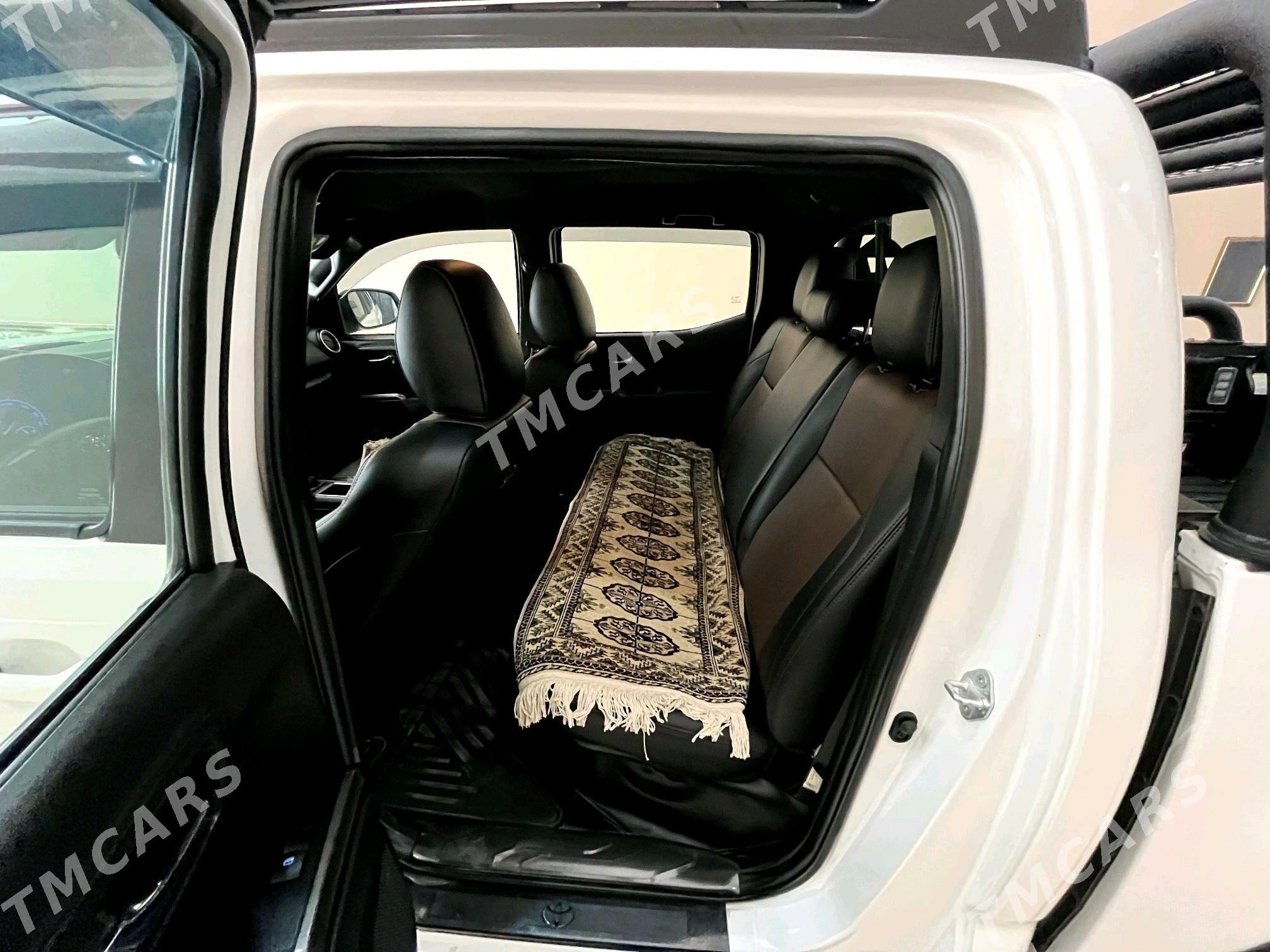 Toyota Tacoma 2022 - 490 000 TMT - Türkmenabat - img 2