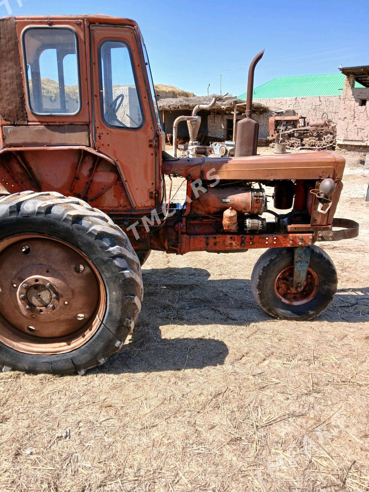 MTZ T-28 2002 - 30 000 TMT - Шабатский этрап - img 3