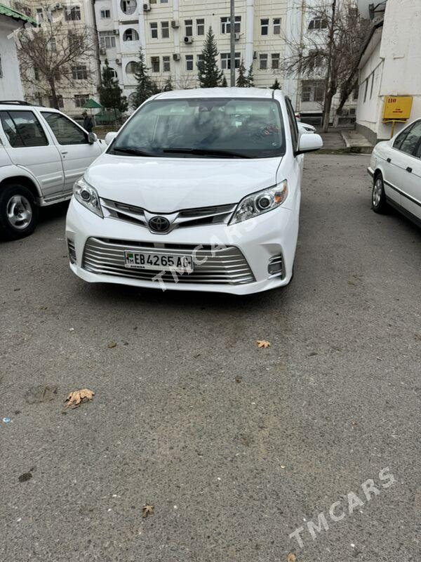 Toyota Sienna 2020 - 375 000 TMT - Ашхабад - img 4