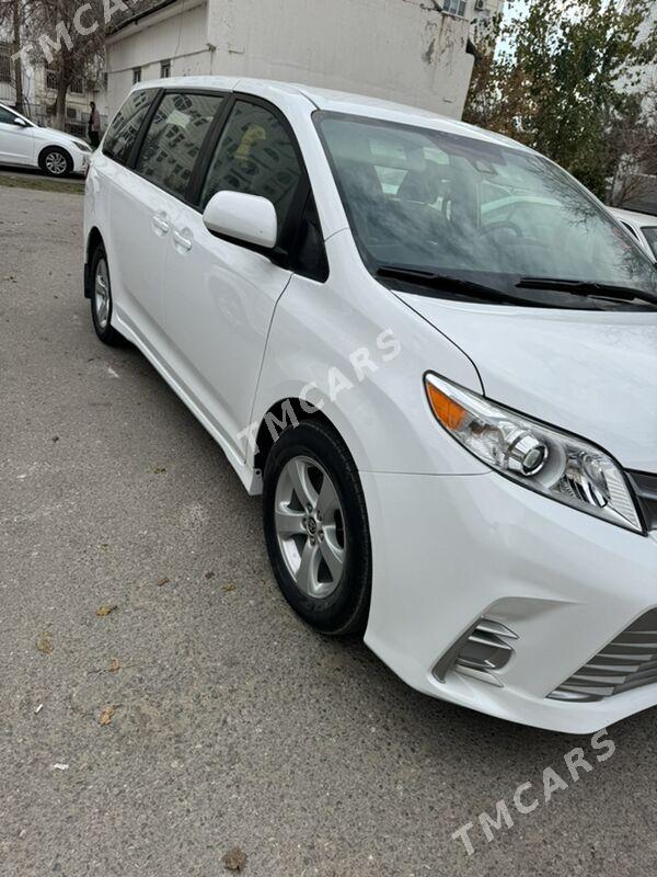 Toyota Sienna 2020 - 375 000 TMT - Ашхабад - img 2