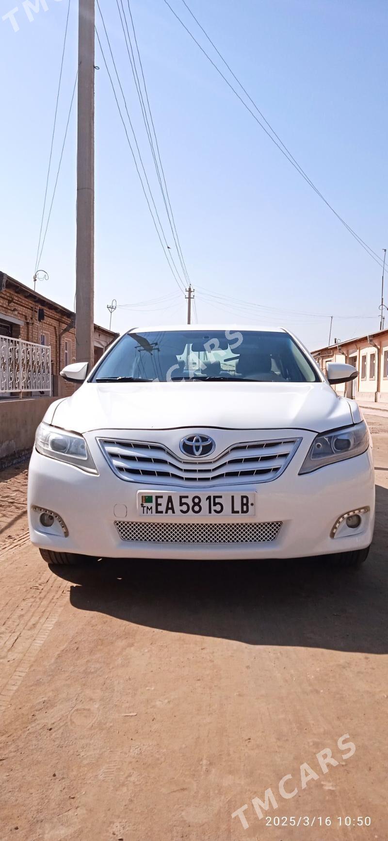 Toyota Camry 2010 - 120 000 TMT - Kerki - img 3