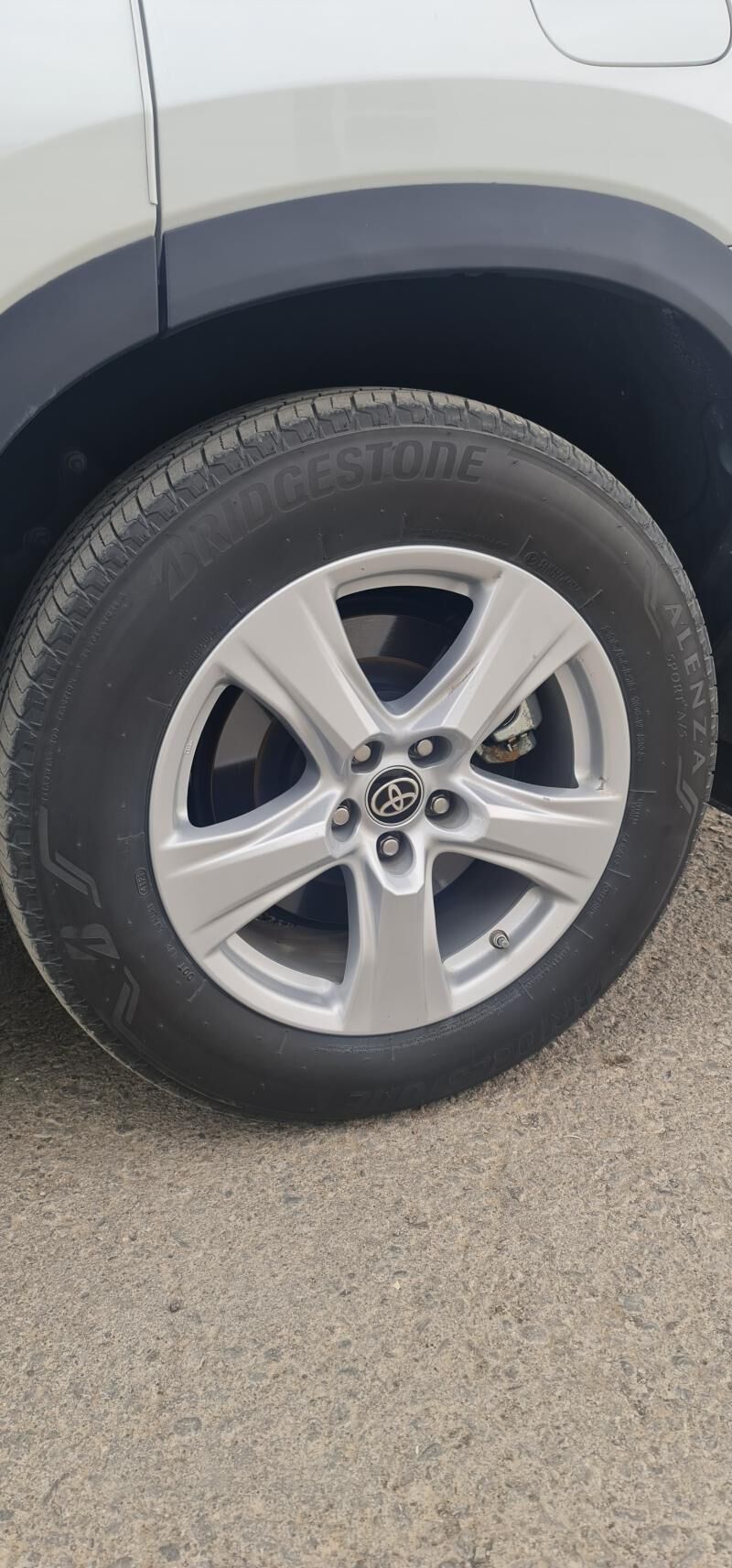 BRIDGESTONE 4 şt komlekt teker 6 000 TMT - Podwoýski köç. (Bitarap Türkmenistan şaýoly) - img 1