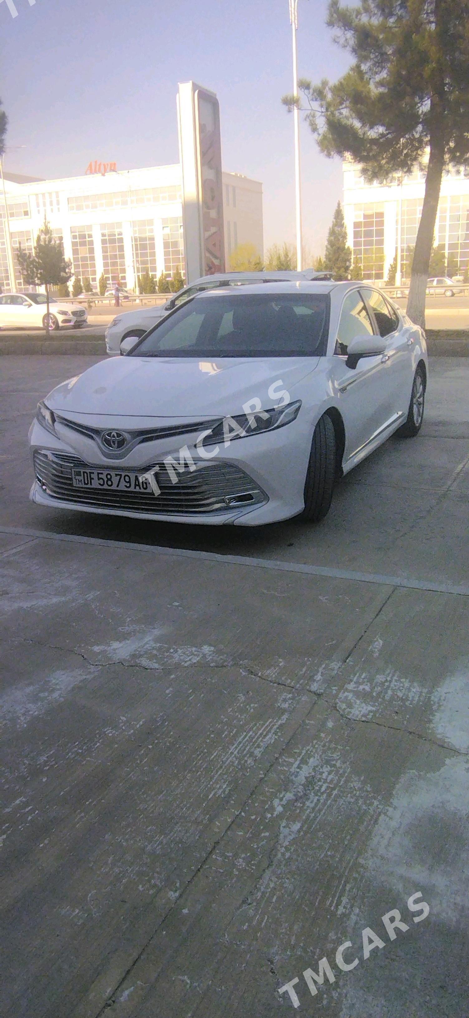 Toyota Camry 2019 - 260 000 TMT - Aşgabat - img 2