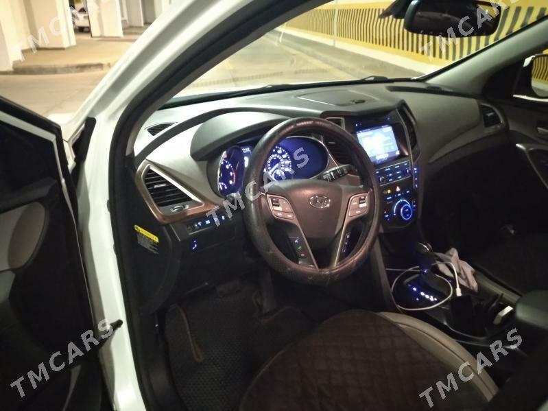 Hyundai Santa Fe 2017 - 300 000 TMT - Ким район - img 9