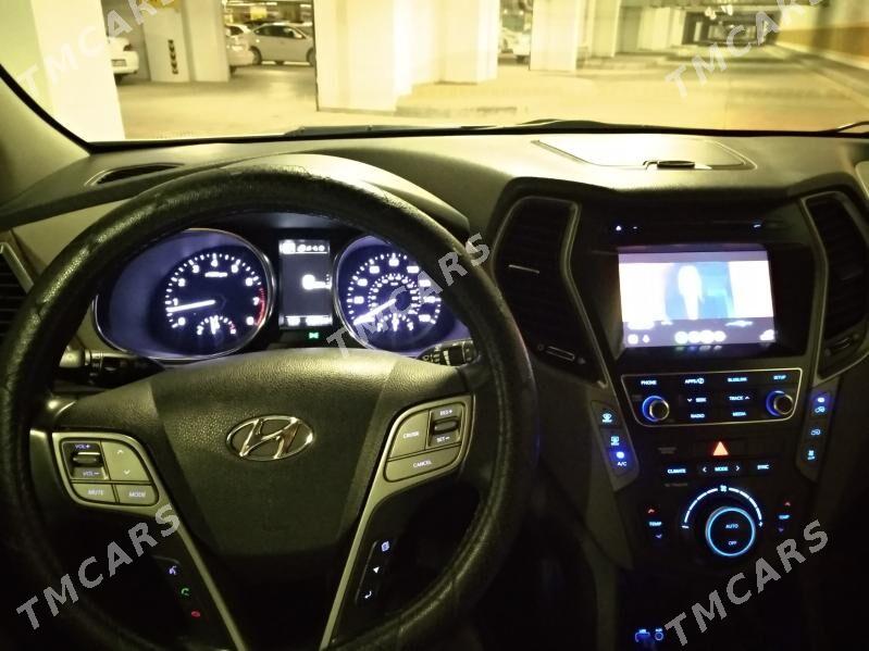 Hyundai Santa Fe 2017 - 300 000 TMT - Ким район - img 10