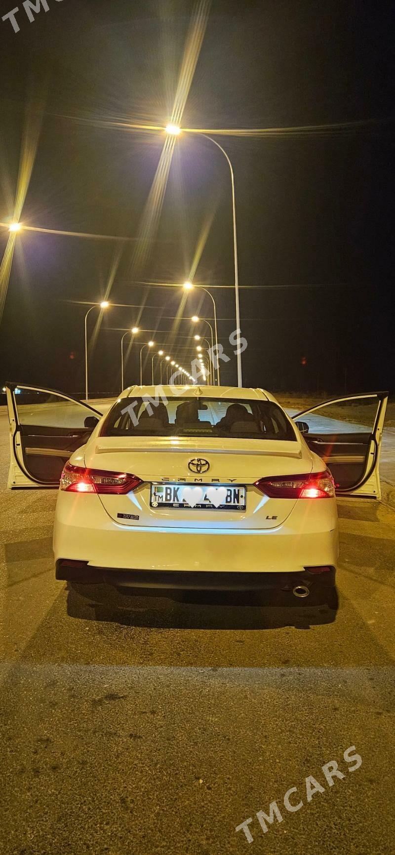 Toyota Camry 2019 - 300 000 TMT - Балканабат - img 8