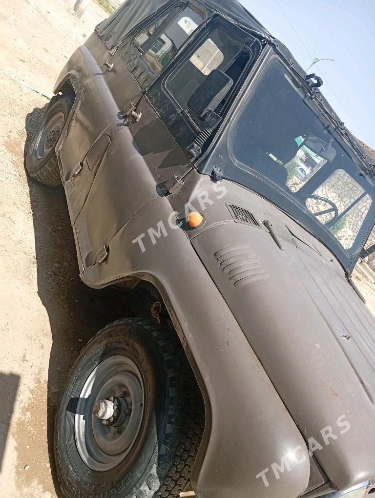 UAZ 469 1980 - 11 000 TMT - Балканабат - img 2