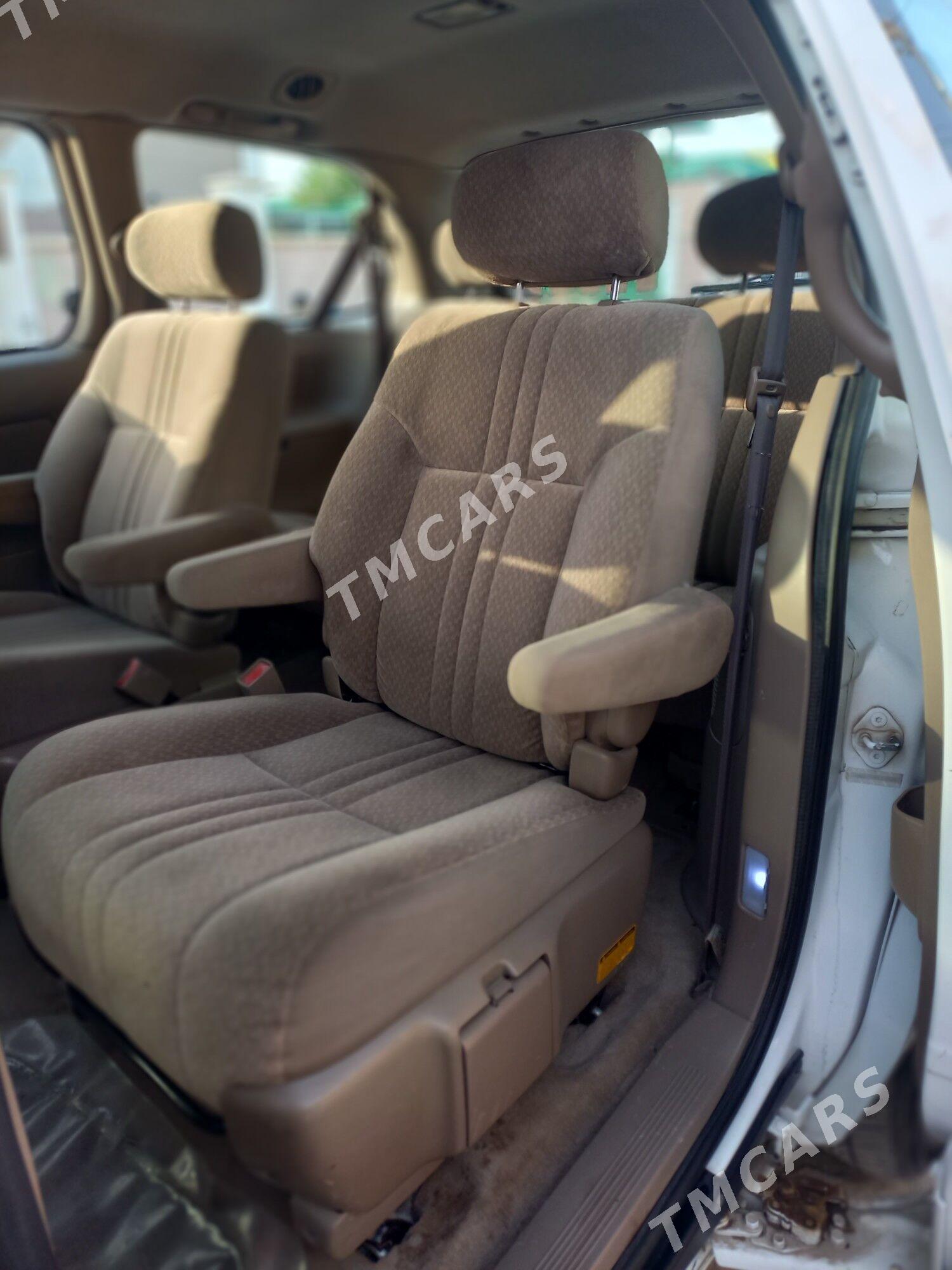 Toyota Sienna 2002 - 150 000 TMT - Gurtly - img 3