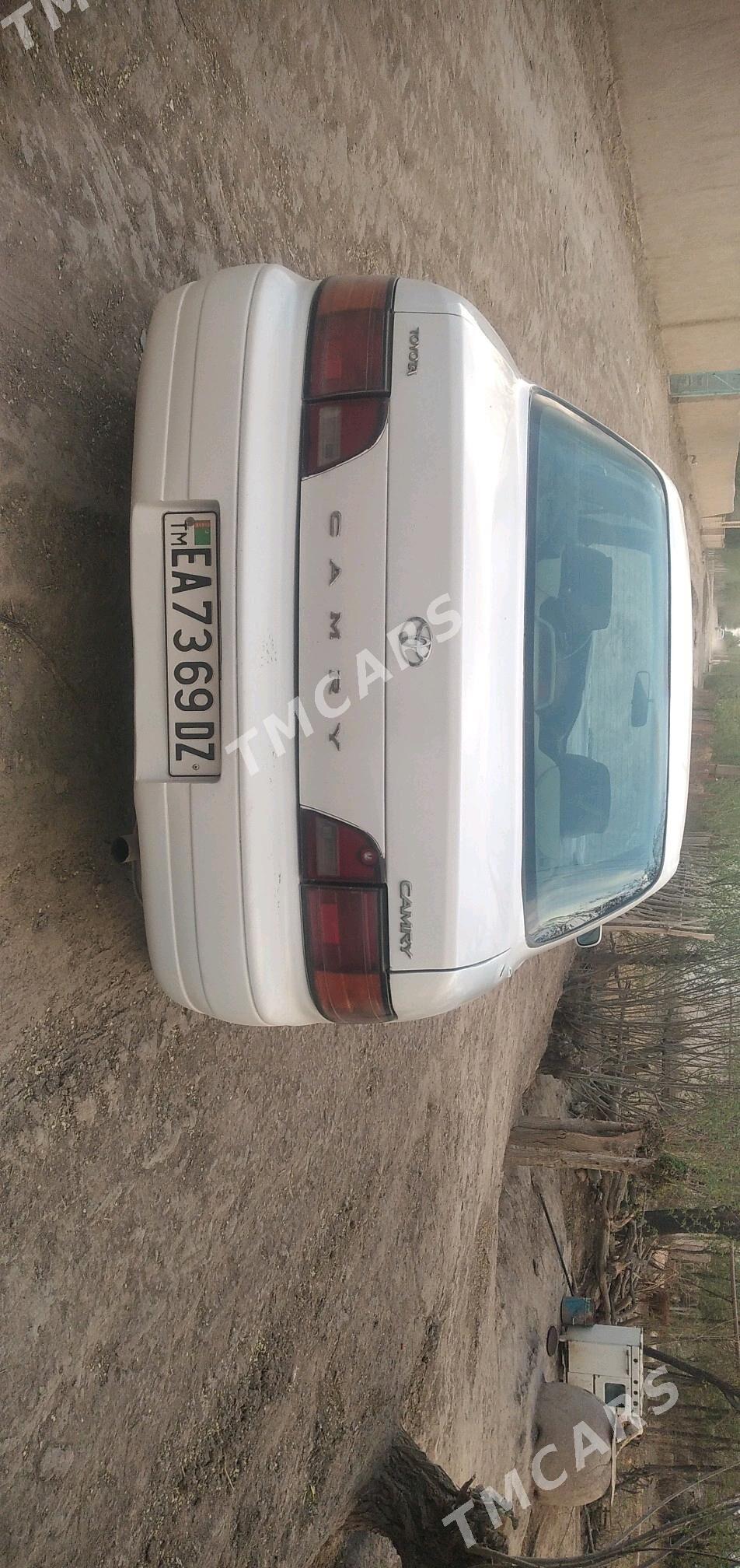 Toyota Camry 1992 - 67 000 TMT - етр. Туркменбаши - img 3
